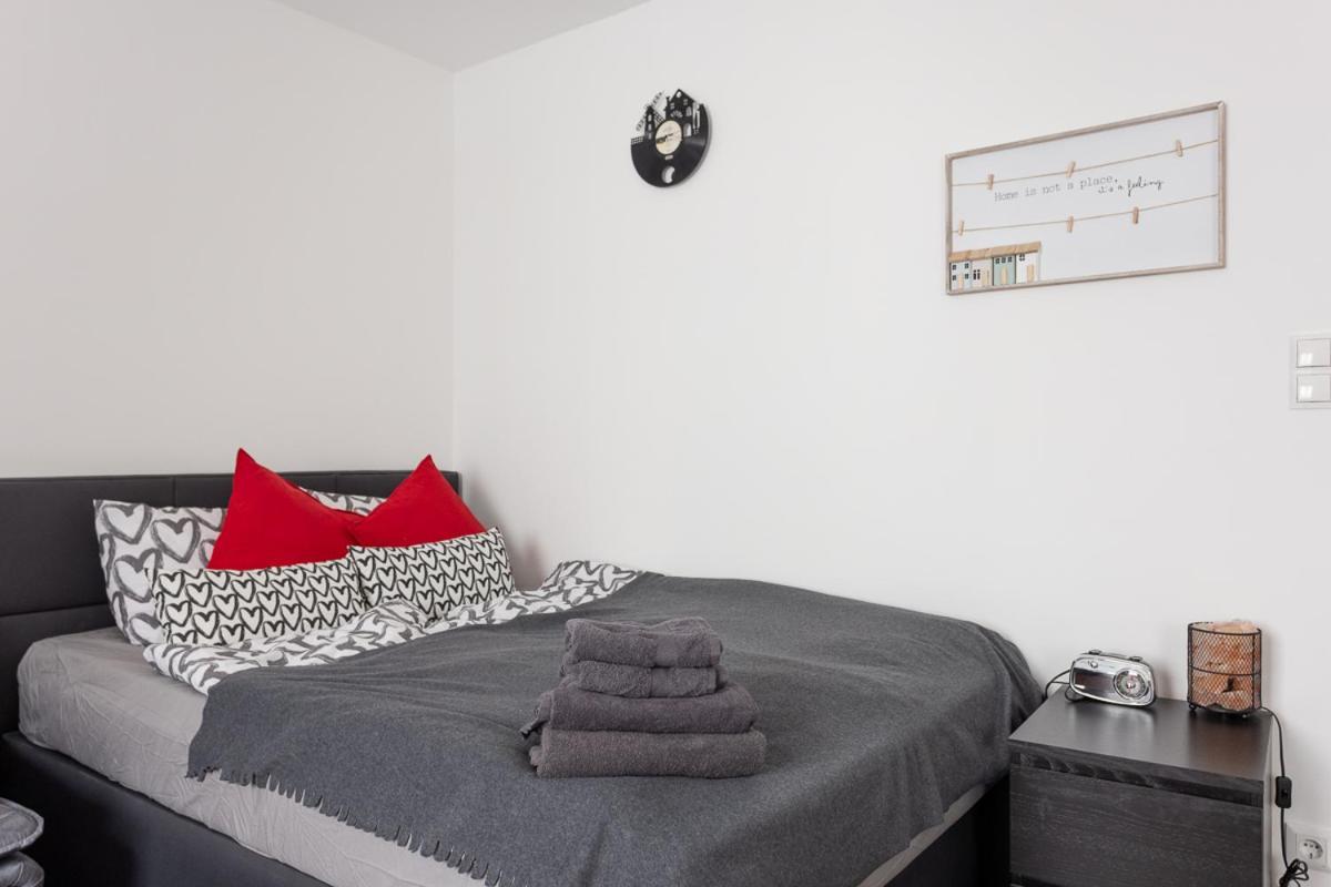 Appartement New Shalalaliving - Lovenest Or Workspace Near Schoenbrunn Bg